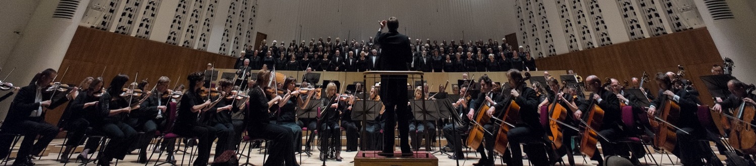 Dirigat beim Royal Liverpool Philharmonic Orchestra